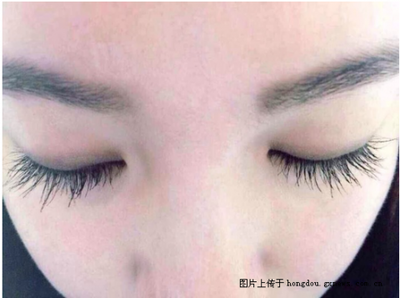 超雞凍！快來看blingbling電眼！艾格碧詩睫毛增長液評測